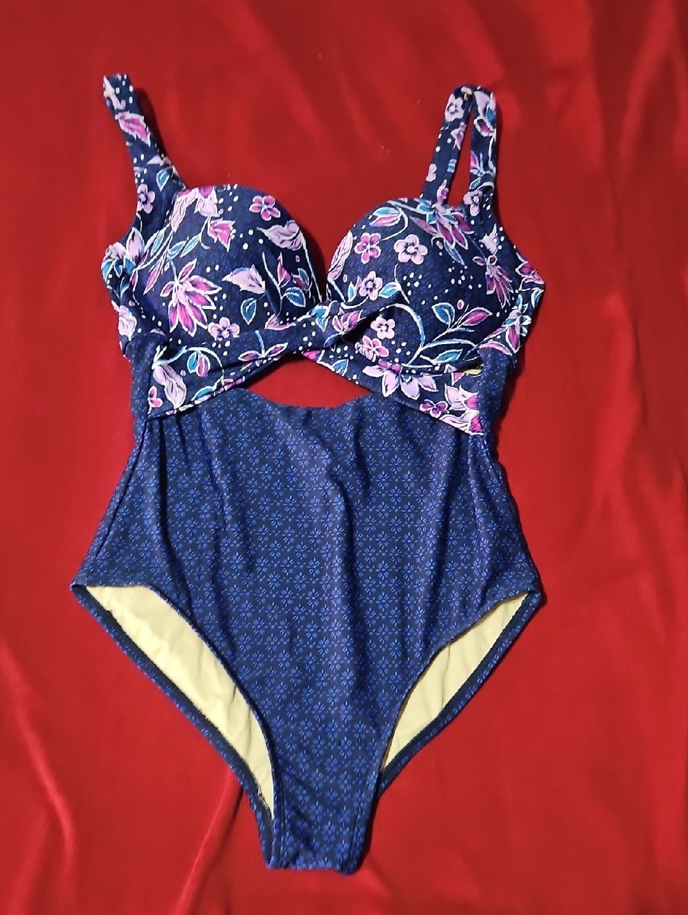 Swimsuits For All Navy Floral One-Piece Swimsuit